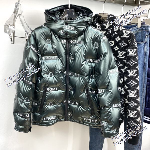 個性派 MONCLERコピー 2020秋冬 ダウンジャケット 高レベルの保温性
