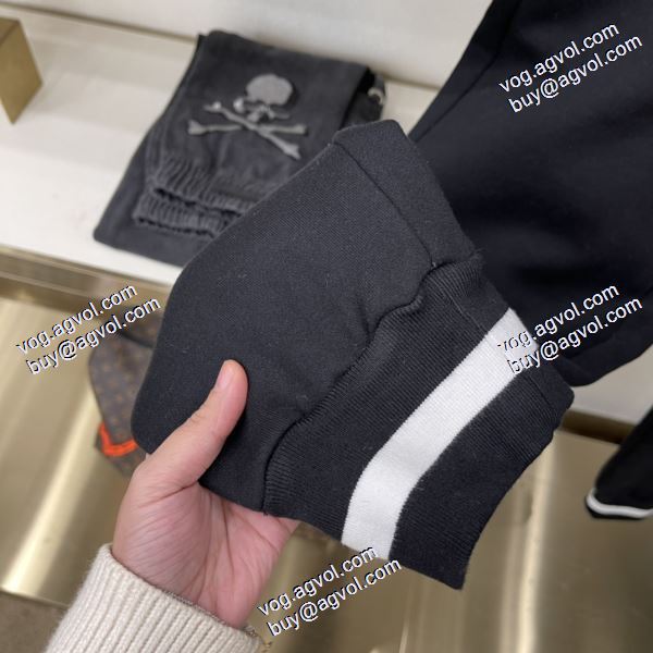 モンクレール偽物ブランド 肌触りのいい モンクレール MONCLER 2020秋冬 スエットパンツ 快適感が抜群です