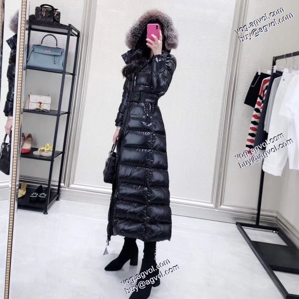 MONCLERブランド コピー 2色可選 高級感ある 2020AW ダウンジャケット 長く愛用できる