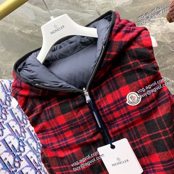 程よい光沢感がある MONCLERコピー ブランド デザイン性の高い 2020AW ダウンジャケット