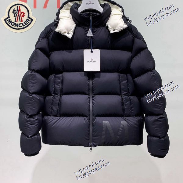 MONCLERスーパーコピー 激安 2020AW 人気ブランド  ダウンジャケット 保温効果は抜群