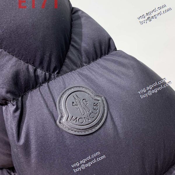 MONCLERスーパーコピー 激安 2020AW 人気ブランド  ダウンジャケット 保温効果は抜群