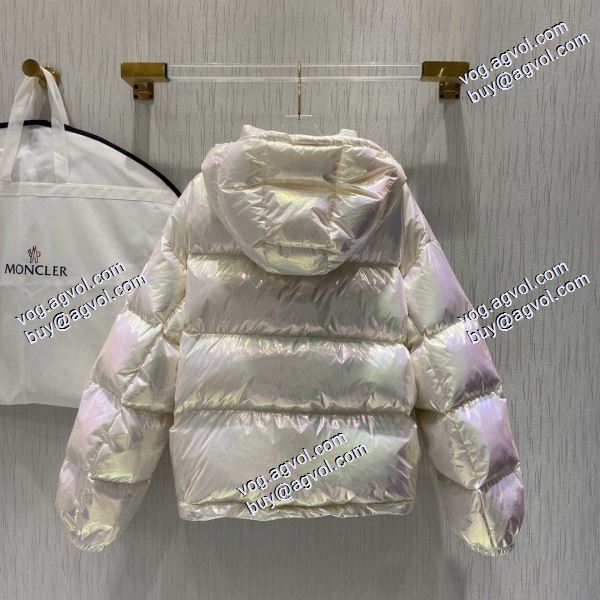 おすすめ/オススメ 防風性に優れ 2020秋冬 モンクレール MONCLERブランドスーパーコピー ダウンジャケット