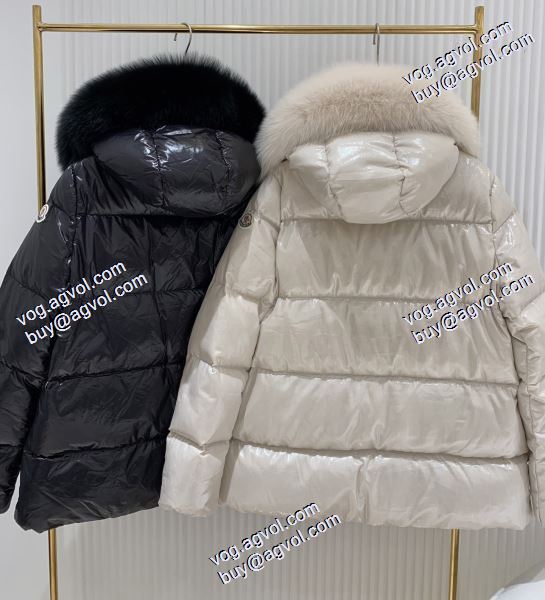 モンクレール MONCLER お洒落自在 2020秋冬 撥水性がある レディース ダウンジャケット 2色可選 MONCLERブランド コピー 子羊毛の帽子太空銀ダウンジャケット