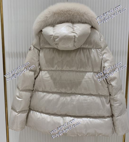 モンクレール MONCLER お洒落自在 2020秋冬 撥水性がある レディース ダウンジャケット 2色可選 MONCLERブランド コピー 子羊毛の帽子太空銀ダウンジャケット