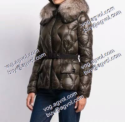 2020秋冬 海外セレブ定番愛用 MONCLERブランド 偽物 通販 MONCLER CAUVERY レディース ダウンジャケット
