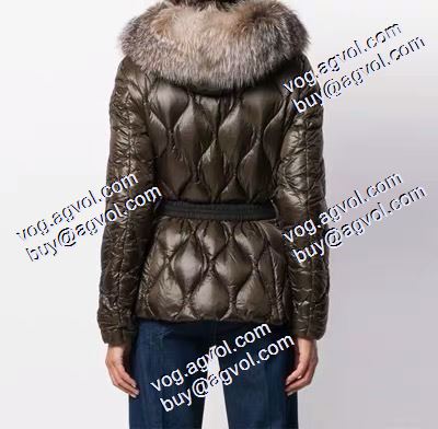 2020秋冬 海外セレブ定番愛用 MONCLERブランド 偽物 通販 MONCLER CAUVERY レディース ダウンジャケット