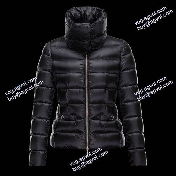 高評価の人気品 モンクレール MONCLER ダウンジャケット2020秋冬 MONCLERブランドコピー