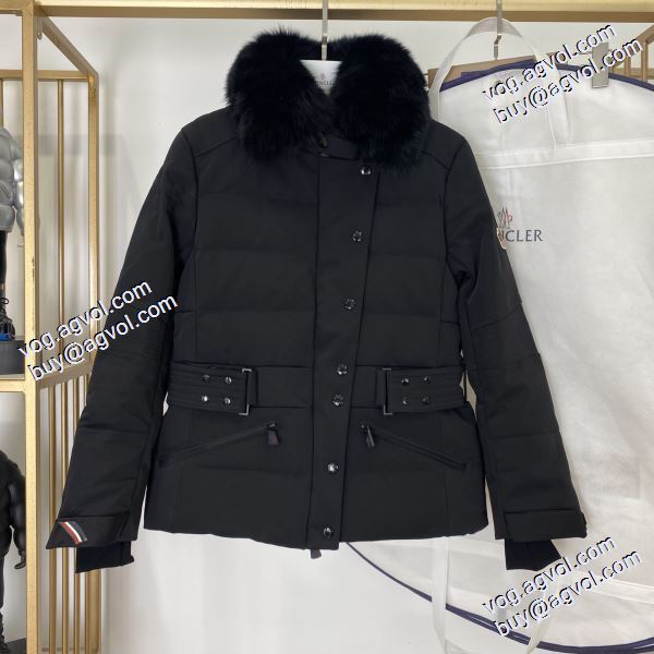 MONCLERスーパーコピー 完売品！ 2020秋冬 レディースダウンジャケット