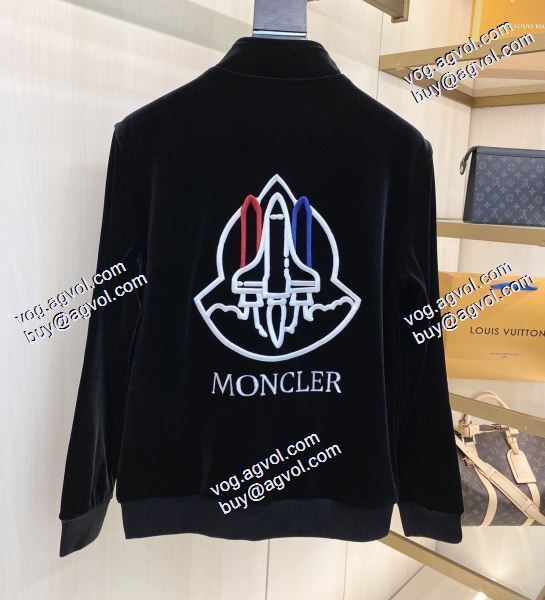 人気 ランキング 2020秋冬 モンクレール MONCLERブランド 偽物 通販 上下セットアップ