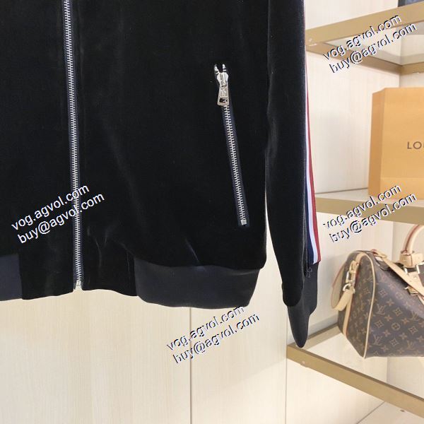 人気 ランキング 2020秋冬 モンクレール MONCLERブランド 偽物 通販 上下セットアップ