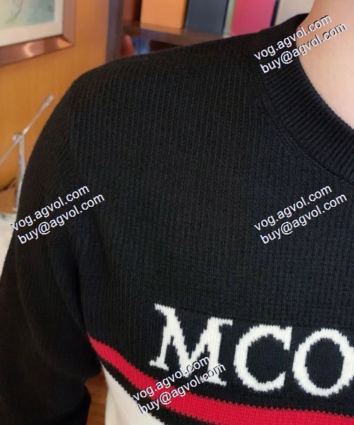 モンクレール偽物ブランド 長く愛用できる MONCLER 2020秋冬 セーター 楽に着用出来る