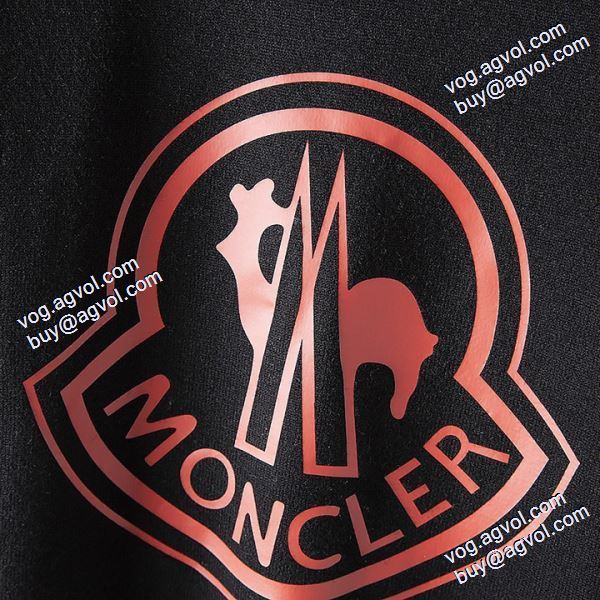 MONCLERブランドコピー 超人気美品◆ 2020秋冬 プルオーバーパーカー 2色可選