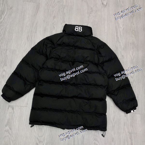 バレンシアガ BALENCIAGAブランド コピー 数に限りがある ダウンジャケット 2020秋冬  ふわふわな感触 