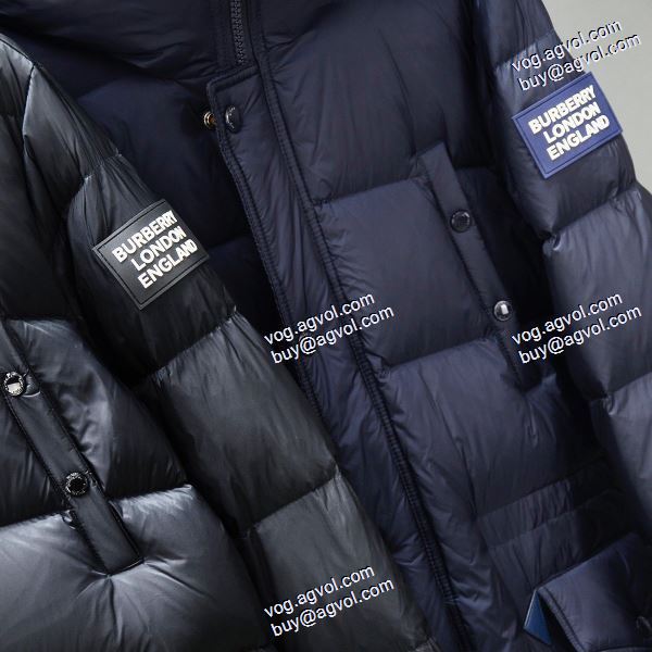 ダウンジャケット 2020秋冬 海外セレブ愛用  厳しい寒さに耐える  バーバリー BURBERRYブランドコピー 