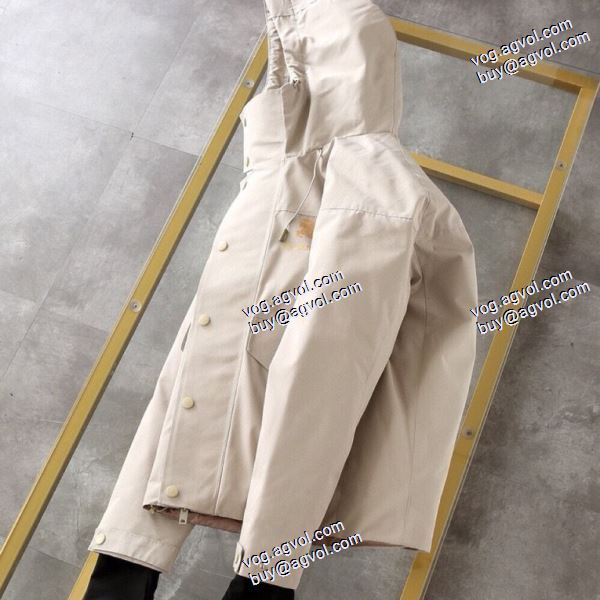 選べる極上 防風効果いい 2色可選 ダウンジャケット 2020秋冬  バーバリー BURBERRYコピー