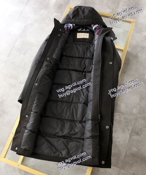 2020秋冬 2色可選 ダウンジャケット 人気商品登場  バーバリー BURBERRYブランド コピー 重さを感じず