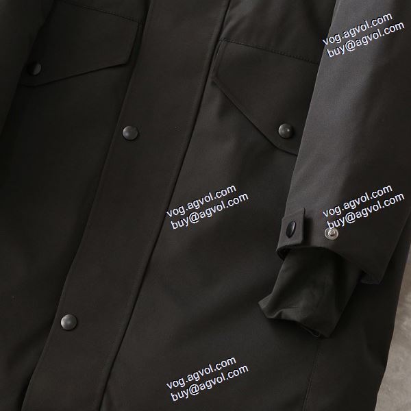 2020秋冬 2色可選 ダウンジャケット 人気商品登場  バーバリー BURBERRYブランド コピー 重さを感じず