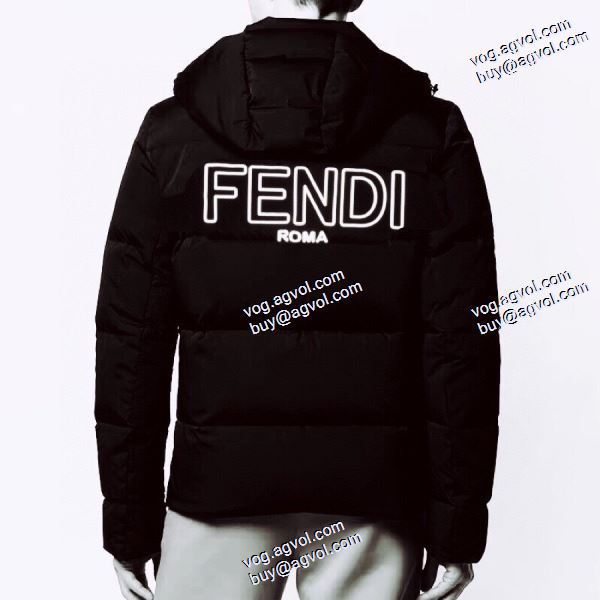 ダウンジャケット 2020秋冬 長く愛用できる フェンディ FENDIコピー ブランド 防寒具としての機能もバッチリ 2色可選 