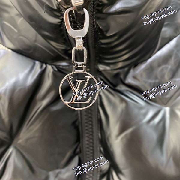 ルイ ヴィトン LOUIS VUITTONコピー 長く愛用できる ダウンジャケット 2020秋冬  ファション性の高い 