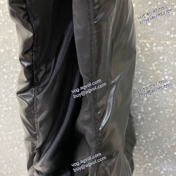 ルイ ヴィトン LOUIS VUITTONコピー 長く愛用できる ダウンジャケット 2020秋冬  ファション性の高い 