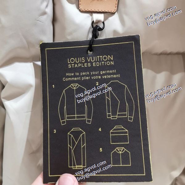 軽量ダウン 2色可選 綺麗に決まるフォルム！ ダウンジャケット 2020秋冬  ルイ ヴィトン LOUIS VUITTONブランド 偽物 通販