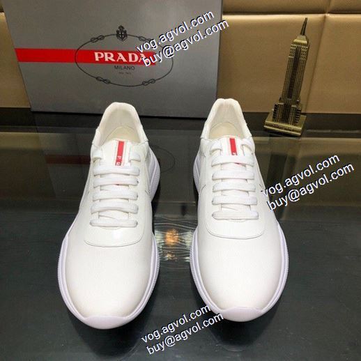 カジュアルシューズ 2色可選 2020秋冬 ファション性の高い プラダ PRADAスーパーコピー