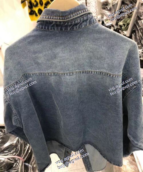 デニムジャケット極上の着心地 バレンシアガ BALENCIAGA 2020AW バレンシアガブランド 偽物 通販 