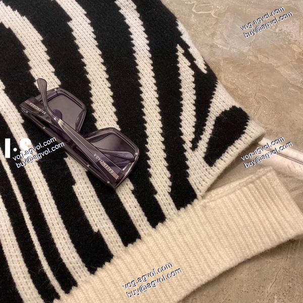 バレンシアガ BALENCIAGA 2020AW 長く愛用できる プルオーバー BALENCIAGAブランドコピー 耐久性のある