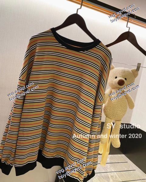 高品質 人気BURBERRYブランド コピー  バーバリー BURBERRY 2020AW プルオーバーパーカー ストライプパーカー