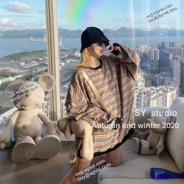 高品質 人気BURBERRYブランド コピー  バーバリー BURBERRY 2020AW プルオーバーパーカー ストライプパーカー