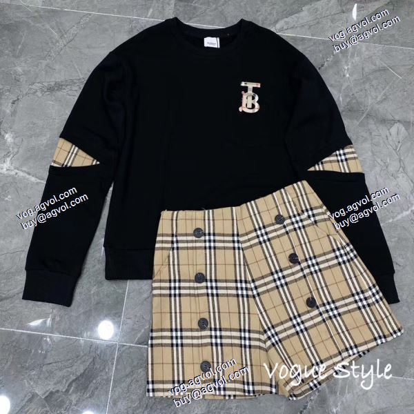 大好評 バーバリー 高級感ある BURBERRY 2020AW 2色可選  プルオーバーパーカーBURBERRYコピー プリントパーカ