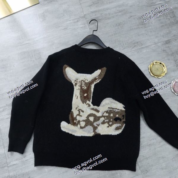 BURBERRYスーパーコピー 激安 バーバリー 2020AW プルオーバーパーカーコスパ最高のプライスBURBERRY  子鹿の丸首ニットセーター
