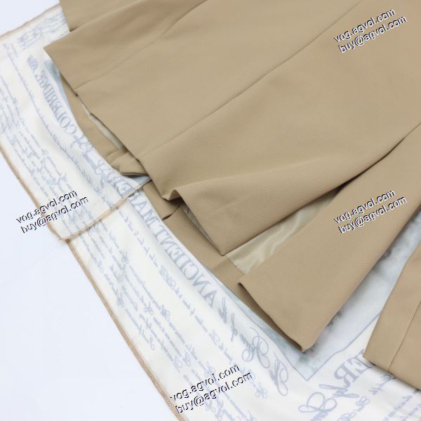 海外セレブ愛用 バーバリーBURBERRYコピー ブランド  BURBERRY 2020AW テーラードジャケット
