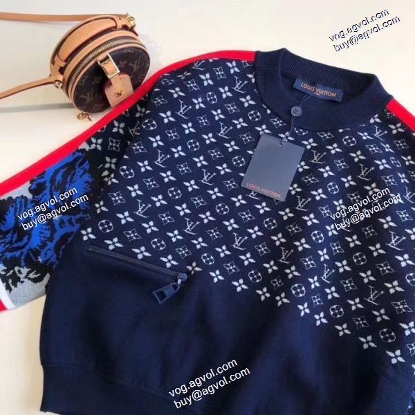 落ち着いた感覚 LOUIS VUITTONコピー プルオーバーパーカー2020AW ルイ ヴィトンコピー