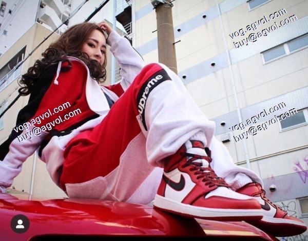 大好評 シュプリームコピー パーカー Supreme 20 SS Color Blocked Zip Hooded秋冬スタイルファスナー付きフードコート SUPREMEコピー 2色可選