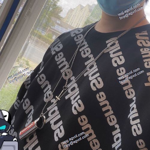 シュプリームコピー Supreme 20ss Radial Crewneck Logo 3色可選  プルオーバーパーカー 楽に着用出来る