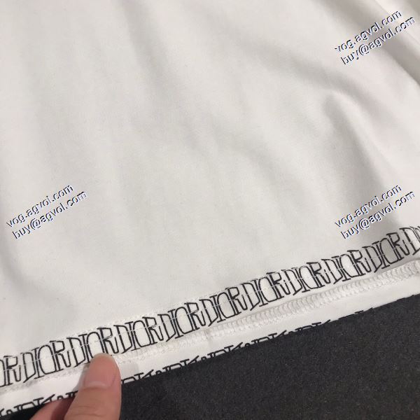 人気雑誌掲載 2020春夏新作ディオール DIOR Tシャツ/半袖 2色可選 ずっと人気