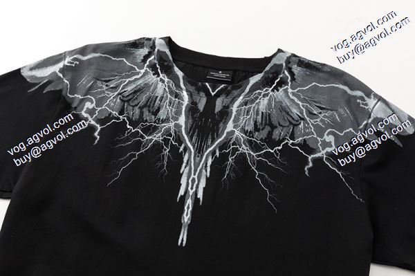 Marcelo Burlon 強い魅力を感じる一枚 マルセロバーロンTシャツ/半袖  2020春夏新作
