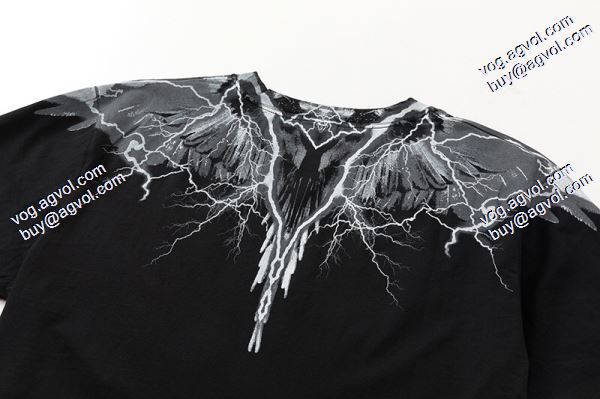 Marcelo Burlon 強い魅力を感じる一枚 マルセロバーロンTシャツ/半袖  2020春夏新作