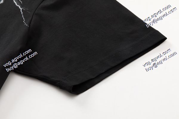 Marcelo Burlon 強い魅力を感じる一枚 マルセロバーロンTシャツ/半袖  2020春夏新作
