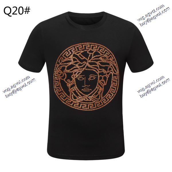 モデル大絶賛ヴェルサーチVERSACE 2020春夏新作2色可選  Tシャツ/半袖  今からの季節にピッタリ