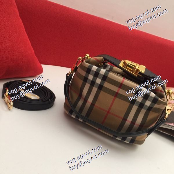 BURBERRY偽物ブランド ウエストポーチ 2020秋冬 バーバリーコピー  レディースバッグ 高級感ある 斜め掛けバッグ 化粧袋