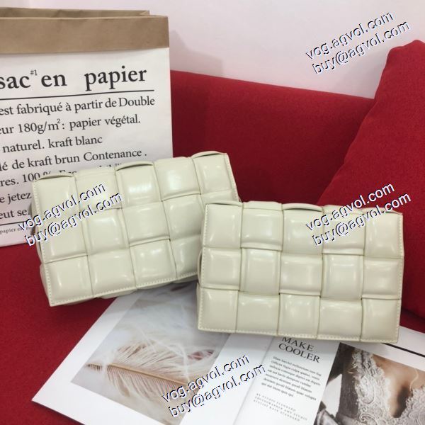 多色可選 売れ筋のいい レディースバッグボッテガ ブランドコピー ショルダーバッグ BOTTEGA VENETA コピー活躍のバッグ ハンドバッグ
