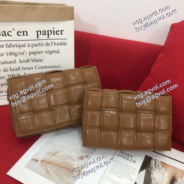 多色可選 売れ筋のいい レディースバッグボッテガ ブランドコピー ショルダーバッグ BOTTEGA VENETA コピー活躍のバッグ ハンドバッグ
