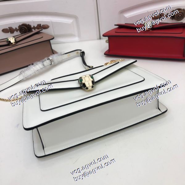 高級感を引き立てる 2020秋冬 レディースバッグ BVLGARI コピー 多色可選 ショルダーバッグ 小型 軽量 61885
