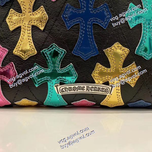 高級感溢れるデザイン CHROME HEARTS コピー 2020秋冬 数に限りがある イタリアの輸入の牛革です シルバー925 クロスの色のアクセサリーバッグ