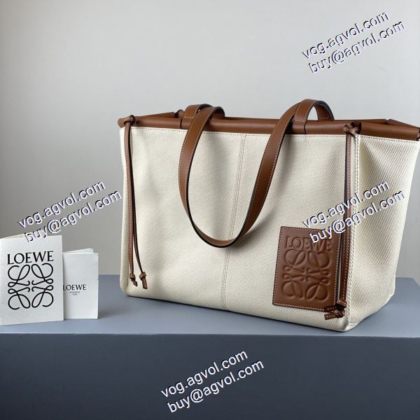 おしゃれも譲れない LOEWEスーパーコピー 激安 2020AW トートバッグ  レディースバッグ ロエベコピー cushion tote bag
