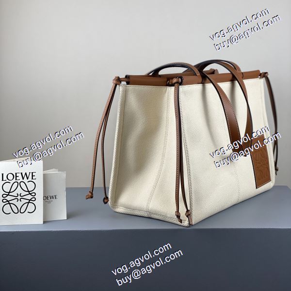 おしゃれも譲れない LOEWEスーパーコピー 激安 2020AW トートバッグ  レディースバッグ ロエベコピー cushion tote bag