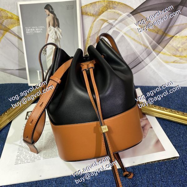コーデに合わせ LOEWEコピーブランド 2020AW人気商品 レディースバッグ 3色可選 ロエベコピー  ショルダーバッグ 522003 バケツの袋